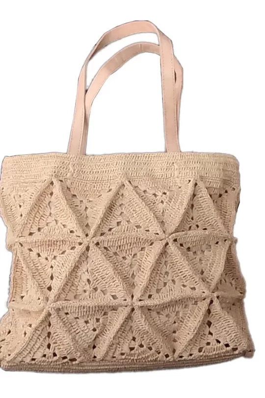 Virkad shoppingväska i naturmaterial